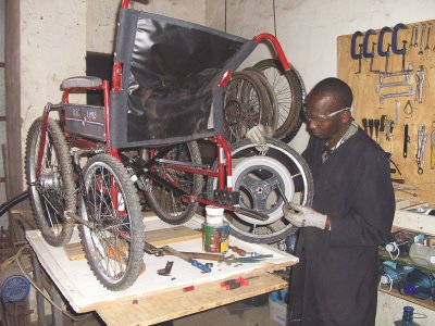 Moses experimenting with rear wheels